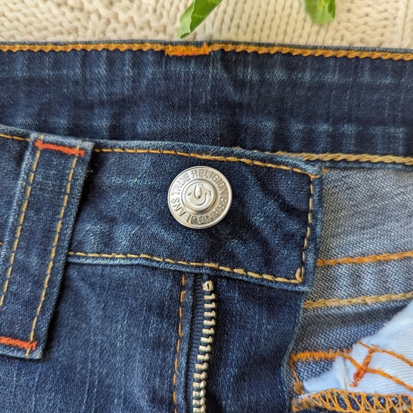 True Religion | Johnny | Low Rise Straight Leg Dark Wash Denim Jeans - Picture 5 of 15